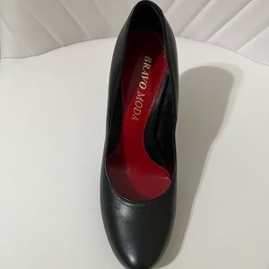 Women's shoes made of genuine leather.
Europe.  Size 37.